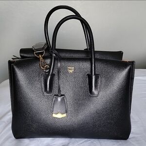 MCM Grained Calfskin Medium Milla Tote Black